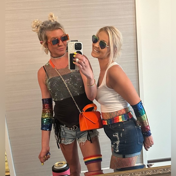 Meet your Posher, Allison - Picture 8 of 15